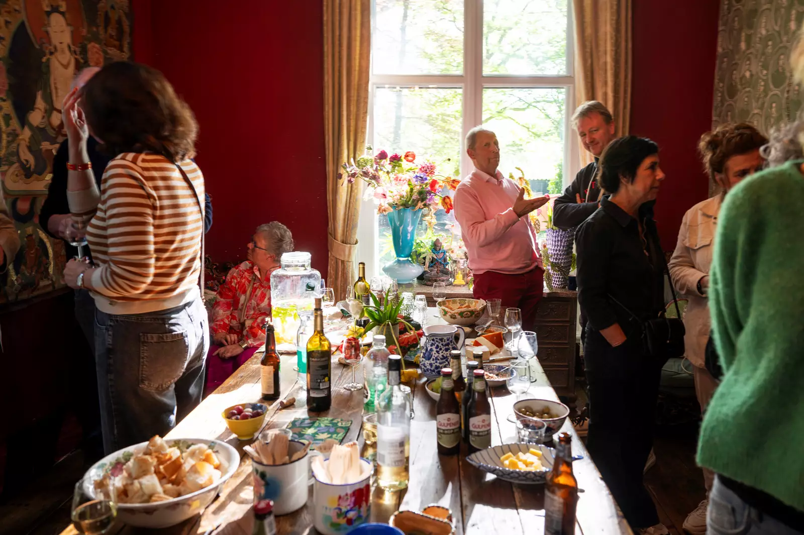 Huiskamervoorstelling april 2024